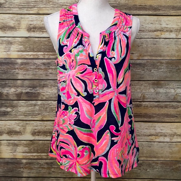 Lilly Pulitzer Tops - Lilly Pulitzer Essie Top Banana Flambé Size M